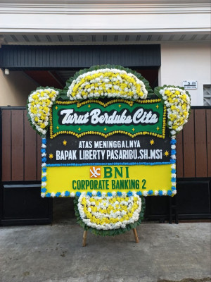 Papan Bunga Duka di Bujak