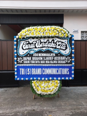 Papan Bunga Duka di Bujak
